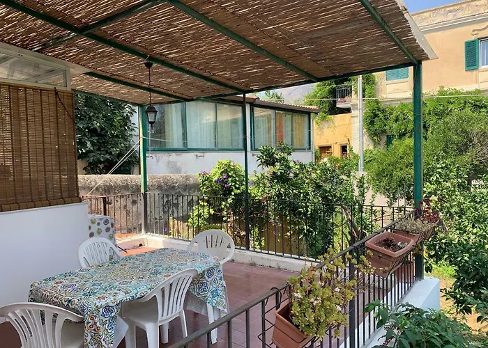 Casa Diana Arianna Lípara